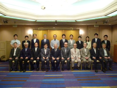 平成30年度の研究助成金贈呈式は、平成30年6月14日(木)東京ガーデンパレスに於いて開催。